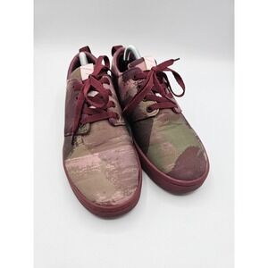 So iLL x Jason Momoa On The Roam Sneakers Womens 6 Maroon Camo Print Mens 4.5